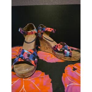 Toms cork wedge bright floral strappy sandals size 10